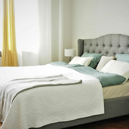 Classic Apartment In Varsavia Esterno foto